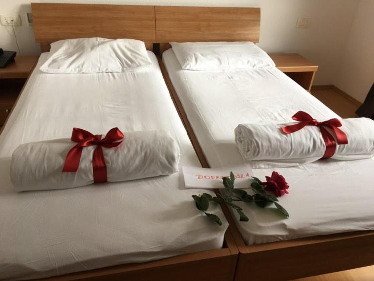 Hotel Lukas Градац Екстериор снимка