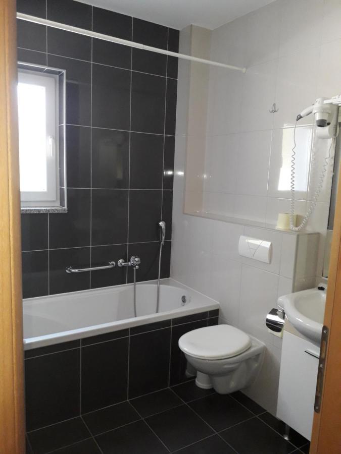 Hotel Lukas Градац Екстериор снимка